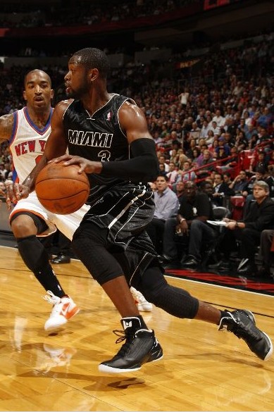 电讯报：曼联已就多纳鲁马的转会与巴黎圣日耳曼展开初步接触（电讯报：曼联与巴黎圣日耳曼就多纳鲁马转会已开启初步磋商）