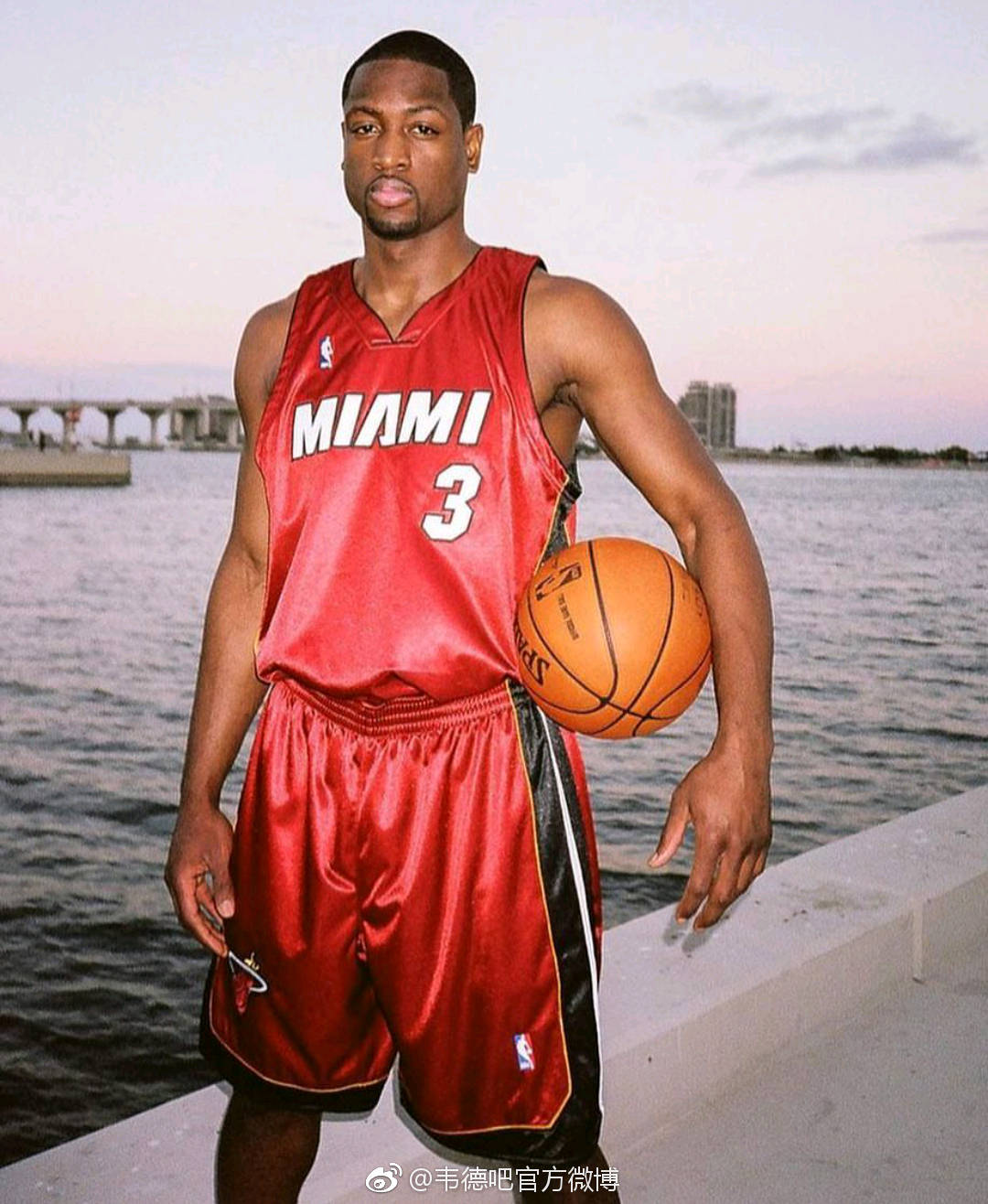 如愿以偿！邵佳一曾说成为国足主帅是最高梦想（梦想成真！邵佳一曾言执教国足是他最大的夙愿）