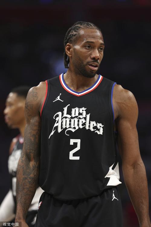 自意甲首秀以来代表同一球队参与超过100球，莱奥是同期第4人（莱奥自意甲首秀以来为同队直接参与100+球，居同期第4）