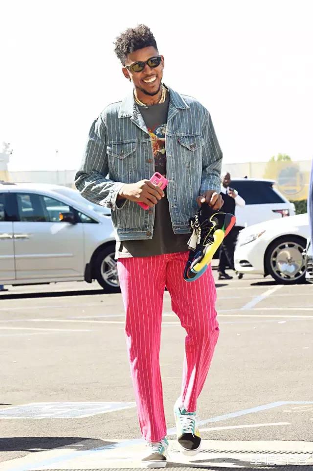 字母哥复出空砍30+15，库兹马20分，雄鹿不敌尼克斯（字母哥复出砍下30+15仍难救主，库兹马20分，雄鹿不敌尼克斯）