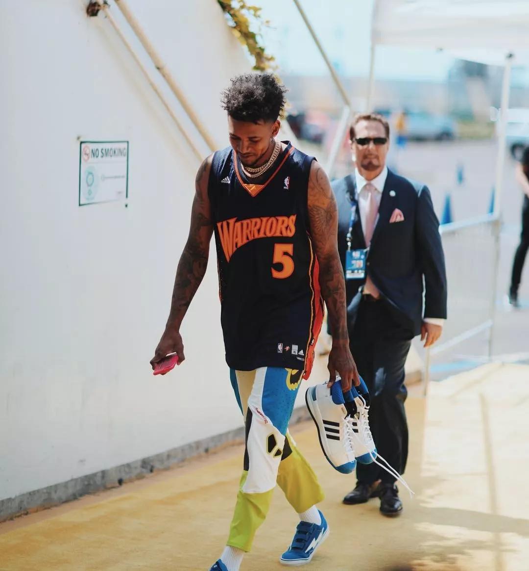 恩里克：今天对手确实比我们更强；我们会走出这个阶段（恩里克：对手今日更胜一筹，我们会走出低谷）